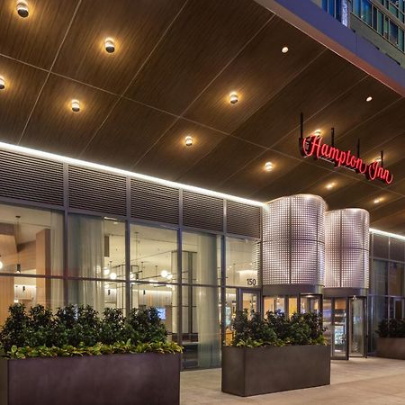 Hampton Inn By Hilton New York Times Square Экстерьер фото